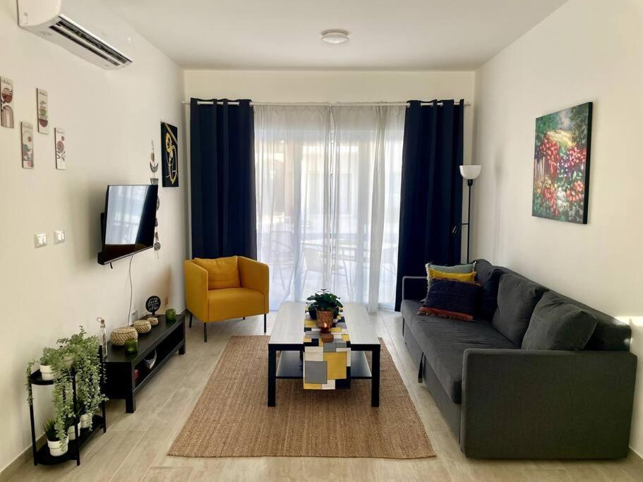 Spacious 1 Bedroom Near The